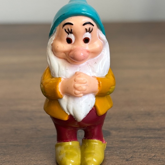 VINTAGE 1993 DISNEY Snow White Seven Dwarves toy figures Mattel Cake Toppers x 5 - Picture 10 of 11